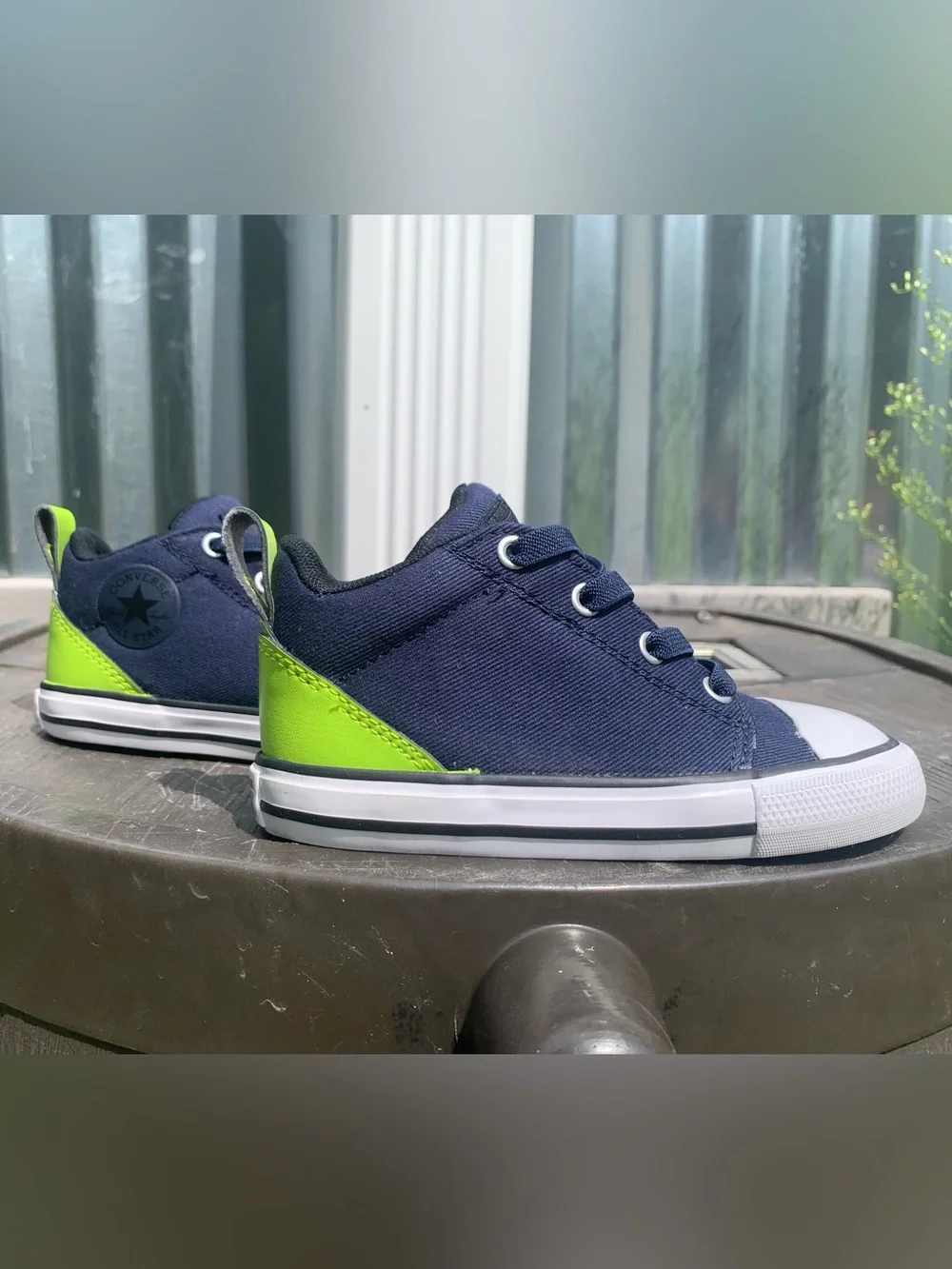 Converse Kids Navy and Neon Green Mid-Top Canvas Sneakers size 9 toddler